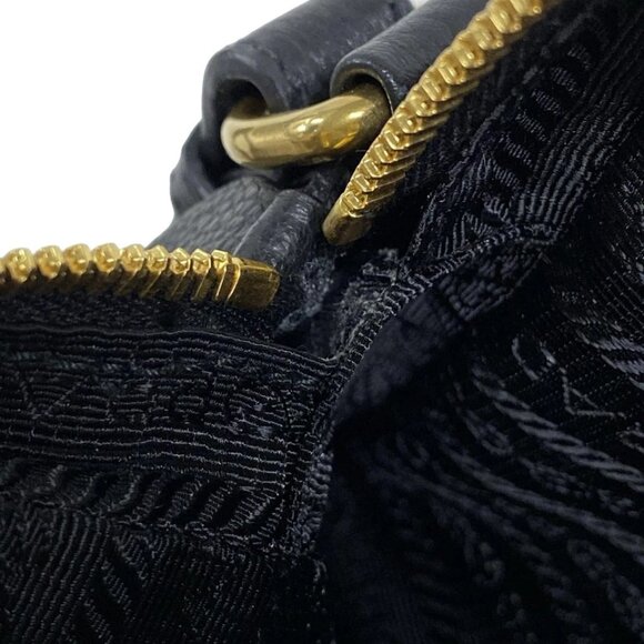 PRADA - Black Leather Shoulder Bag 745-081425 - Picture 13 of 14